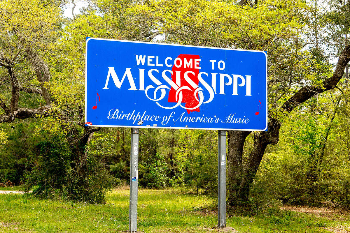 Welcome to Mississippi sign